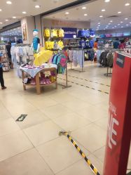 -乐友孕婴童(龙旗购物中心店)