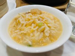 -香港百合居(LCM置汇旭辉广场店)