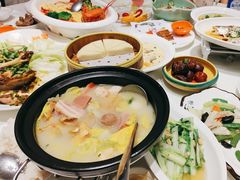 -沪华海鲜大酒楼(南汇店)
