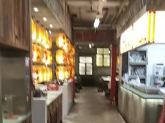 -红九格老火锅(三峡广场店)