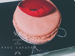 玫瑰荔枝马卡龙-PAUL LAFAYET 法式甜品(国金中心商场店)