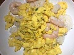 黄袍滑蛋大虾饭-南小馆(迪士尼小镇店)