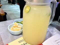 -肥肥虾庄·金牌油焖大虾(汉口城市广场店)