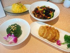 -功德林(南京西路店)