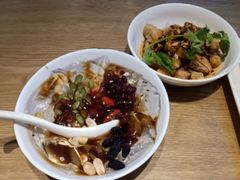 -诚铭记·虾仁汤包·成都小吃(融创店)