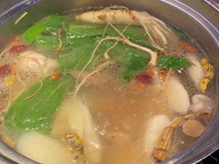 -千岛蚝高压锅生蚝·人参火锅(白云万达店)