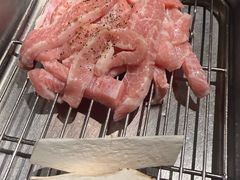 -蚂蚁洞·烤肉大营地(上海静安大悦城店)