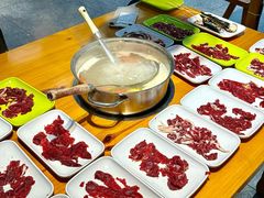 -养牛邓·潮汕牛肉海鲜自助火锅(广州店)