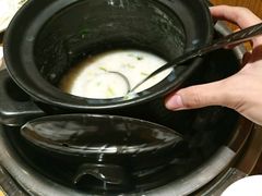 鲜鲍蚌仔砂锅粥（人家只有一种锅不管多少人吃）-福昌源食苑