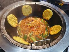 -六州府地锅鸡·农家菜·龙虾(未来科技城店)