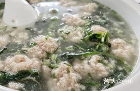 Spinach Braised Meatballs