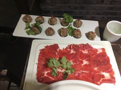 -红九格老火锅(三峡广场店)