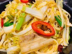 干锅娃娃菜-华盛园卷子王农家菜水库鱼