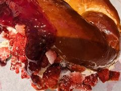 -HOT CRUSH趁热集合·现烤面包(环球港店)