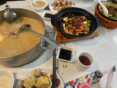 -肥仔文澳门猪骨煲(南京西路店)