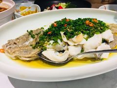 葱油蒸野生东海黄鱼-董鲁烤鸭(建和街店)