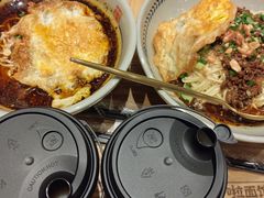 -呼啦面馆·头牌豌杂面(建新东路店)