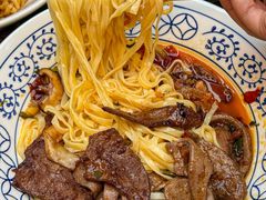 -李与白包子铺(桐梓林店)