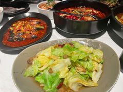 油渣莲白-本来精品川菜(嘉里中心店)