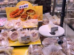 -巴黎贝甜(大宁国际商业广场店)