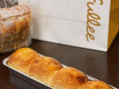 黄油菠萝小吐司-皇冠幸福里动物奶油生日蛋糕(古田三路店)