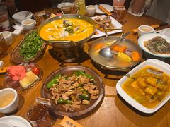 -隔壁老王·家常云南菜(花巷店)