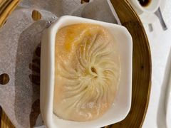 蟹黄灌汤包-帝皇楼