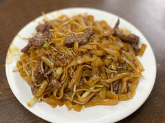 炒牛河-美食店(华贵路店)