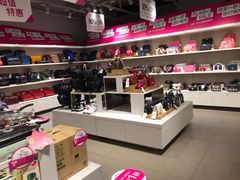 -唯品会(北京国瑞城店)