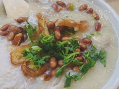 荔湾艇仔粥-点都德(千灯湖环宇城店)