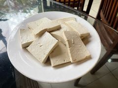 鲜豆腐-姥家大锅台水库渔家