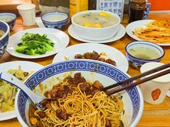 -沪西老弄堂面馆(定西路店)