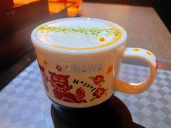 星巴克山茶花漾拿铁-星巴克臻选(南京金茂览秀城店)