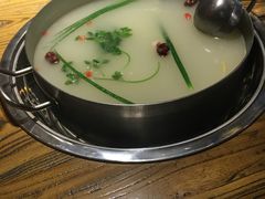 -龙记斑鱼火锅鲜切牛肉自助(红山路店)