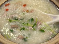 生滚鲜肉鲜猪肝粥-宏状元现熬粥·京味菜(五棵松店)