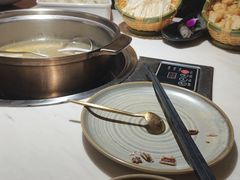 -喃喃椰·糟粕醋·椰子鸡火锅(七堡花园店)