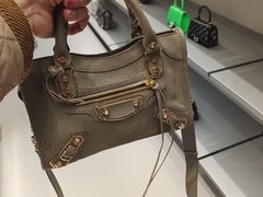 -BALENCIAGA(比斯特苏州购物村店)