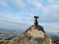 -鬼笑石后山停车场