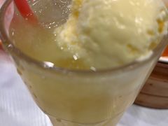 澳门菠萝冰-澳门陈光记烧味饭店(南京德基广场店)