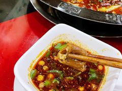 -烧哥美蛙肥肠鱼火锅·十五年社区店