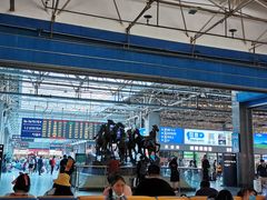 -昆明火车站(地铁站)