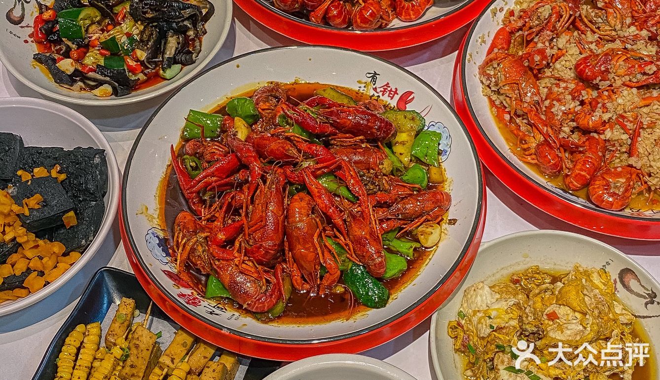 长沙开了整整17年的龙虾老店🦞真有点好吃！