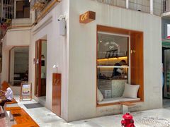 -Line 咖啡(石厦花园店)