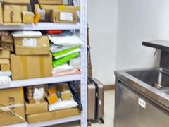 -安东易迷你自助仓储寄存仓库(草桥店)