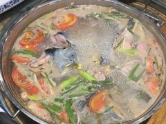 -亮欢寨酸汤鱼(沙冲路店)