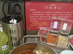 -金滏山烤肉·海鲜·火锅自助餐厅(襄阳万达店)