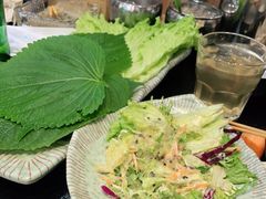 -臻牛烤肉