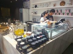 -UNI UNI(环亚凯瑟琳店)