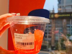 草莓鲜果冻-奈雪的茶(中海环宇荟店)
