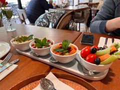 蘸酱拼盘-ELI FALAFEL Lebanese&Mediterranean黎巴嫩美食(富城路店)